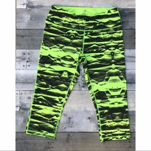 Zella I Highlighter Yellow/Black Capri Yoga Pants